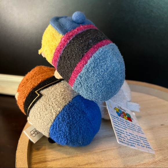 Disney Tsum Tsum: Frozen - Picture 3 of 6